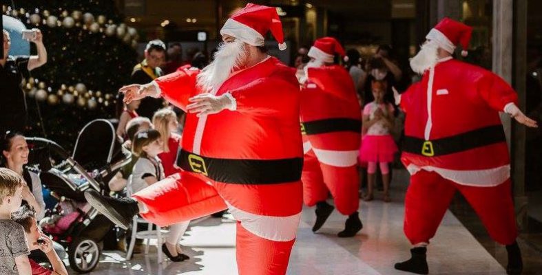 Fat-Santa-Performing